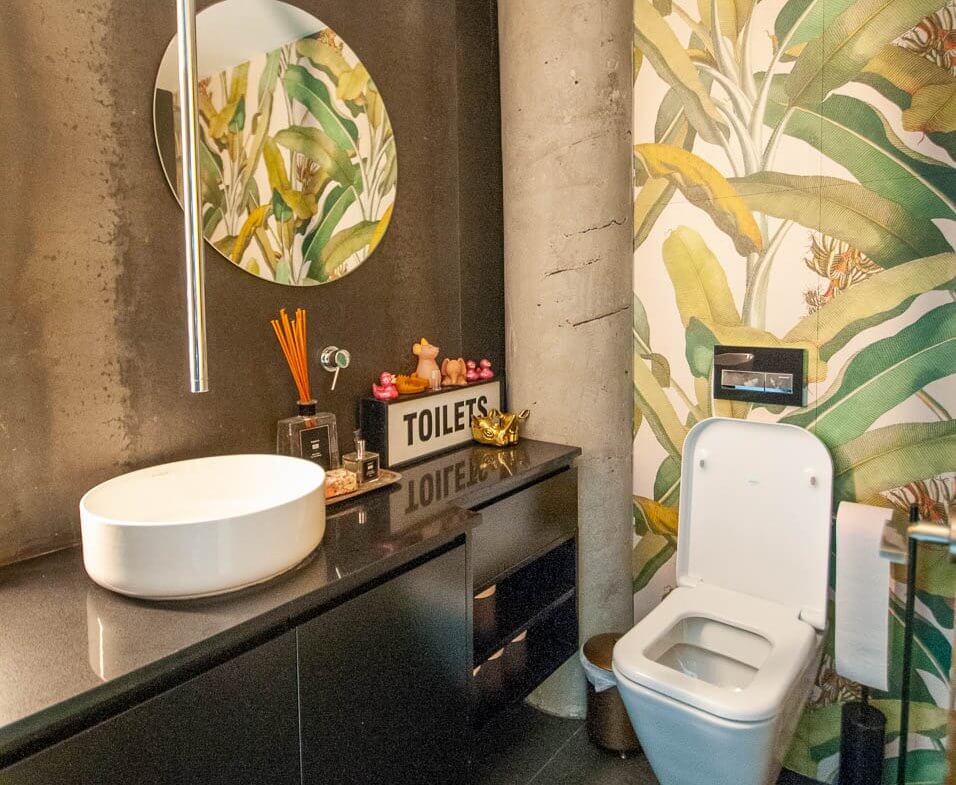 למכירה דירת גג מרווחת ממרכז תל אביב